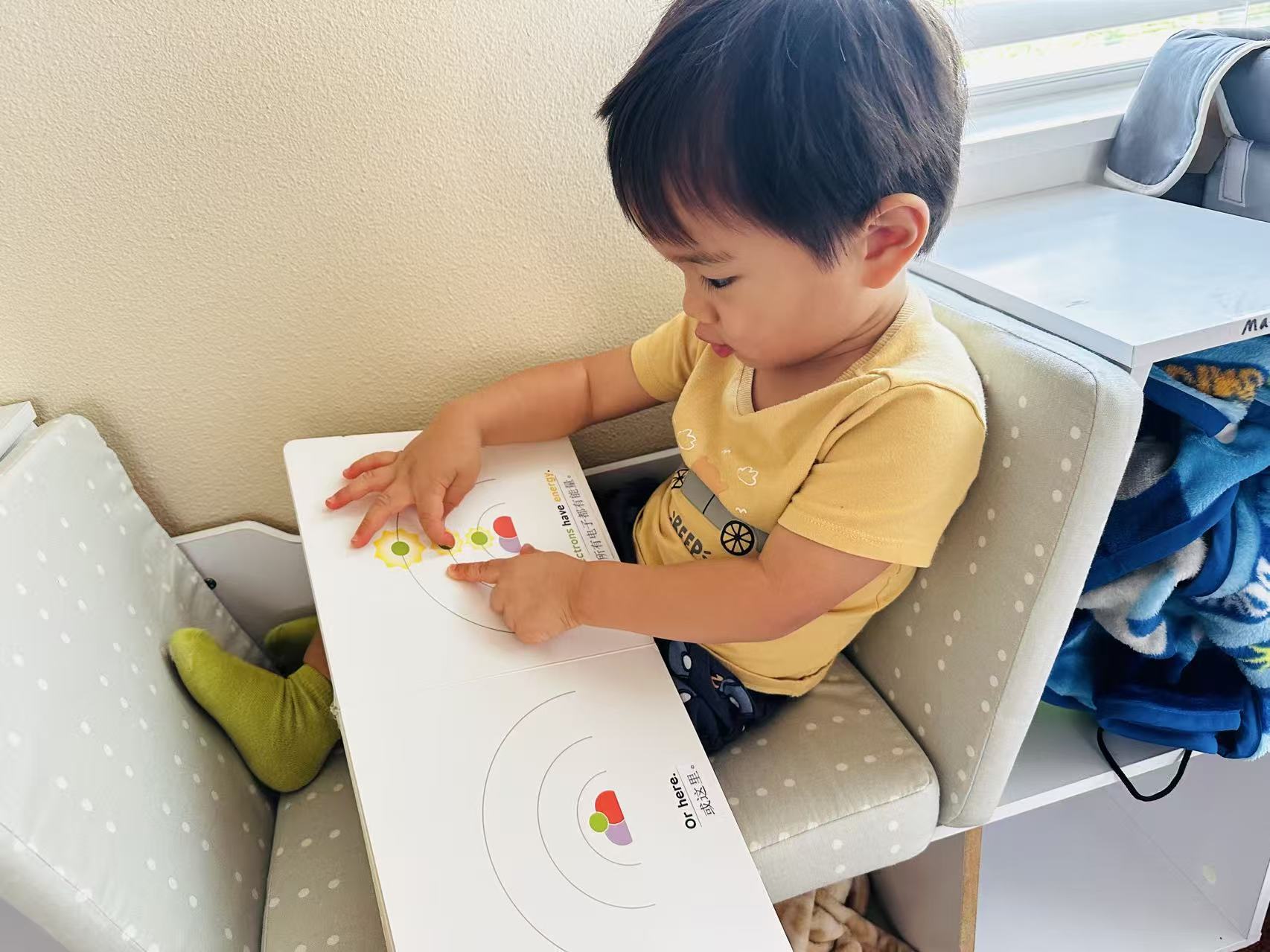 Kids activity at Aspen Montessori