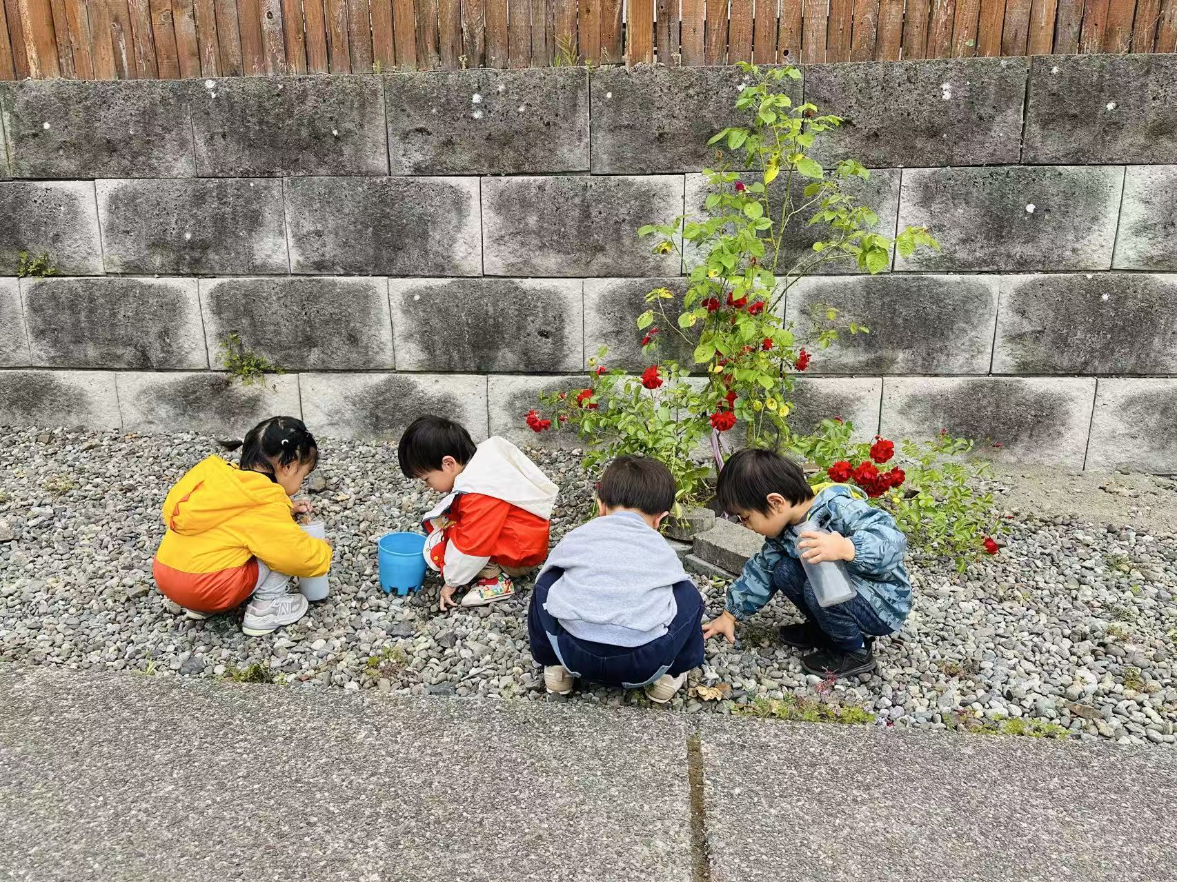 Kids activity at Aspen Montessori